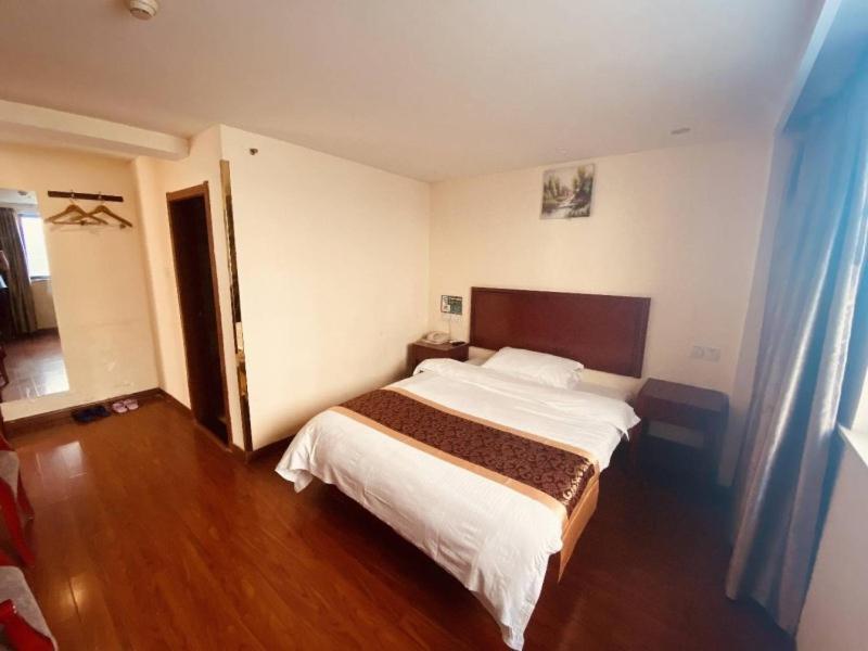 Greentree Inn Huai'An Bus Station Golden Eagle Xinya Huaihai Road Business Hotel Luaran gambar